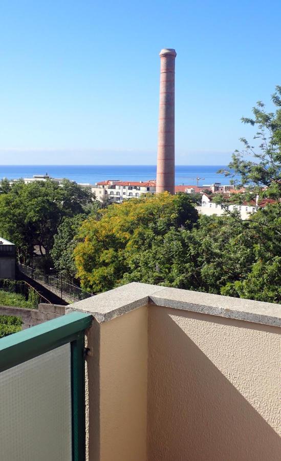 Funchal Petrolhead Apartment Екстериор снимка